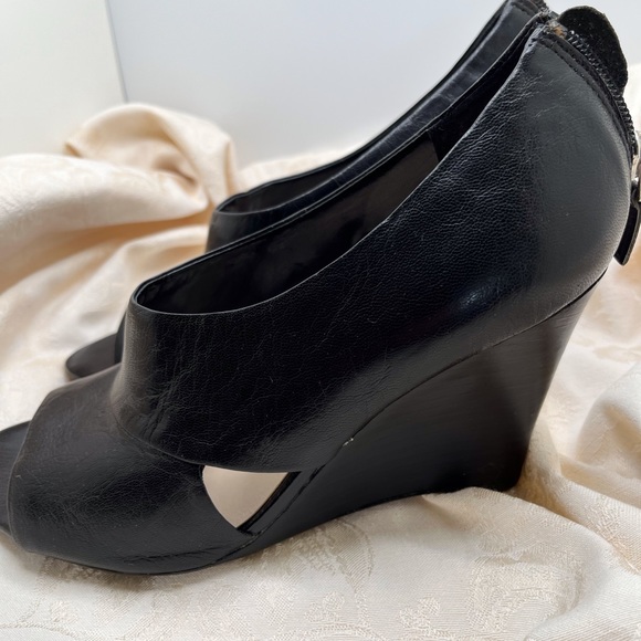 Franco Sarto wedge in Dark Blue - Picture 5 of 5